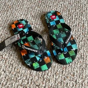 Quicksilver flip flops